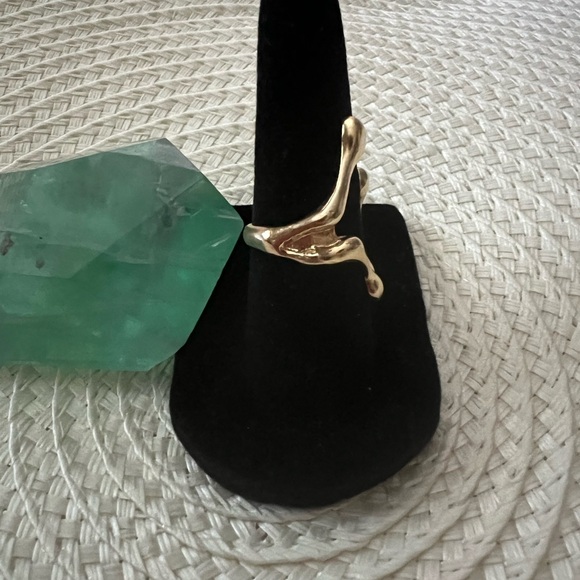 Abstract Artisan Handmade Modernistic Gold Women's Ring - Picture 6 of 8